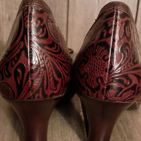 Nurture Sandee Peep Toe Brown Leather Embossed Heel Pumps Size 8M - Picture 11 of 16